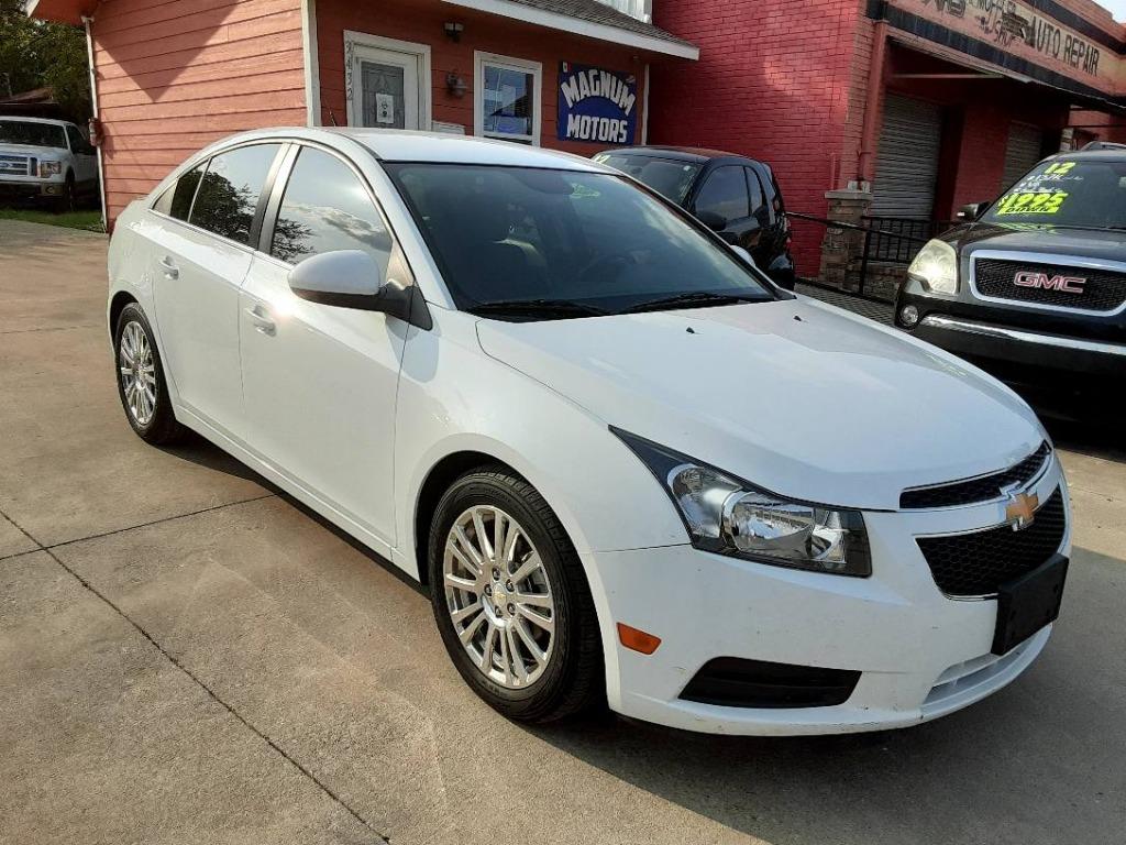 2014 Chevrolet Cruze ECO's photo